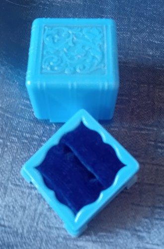 Art deco jewellery box ring - art,