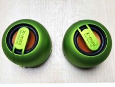 Max  Capsule  X-mini speakers