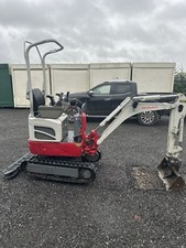 Takeuchi TB210r Micro Digger