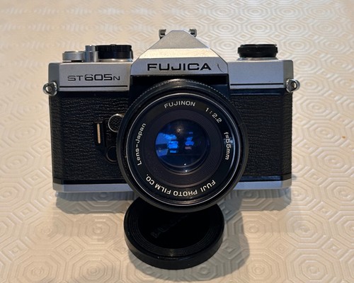 Fujica st605n camera bundle - fujica,