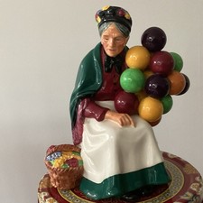 Royal Doulton Figurine The Old