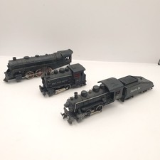 TYCO Santa Fe Balitmore and Ohio Train Engine Set Vintage HO Scale