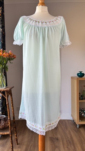 1960s nylon turquoise nightie - 1960s,