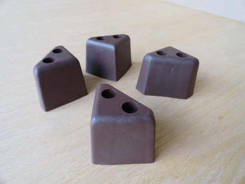 Triangular furniture - 1/4",
