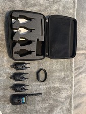 New Direction S9 Bite Alarms X 3 with smart watch Receiver Presentation Set Carp