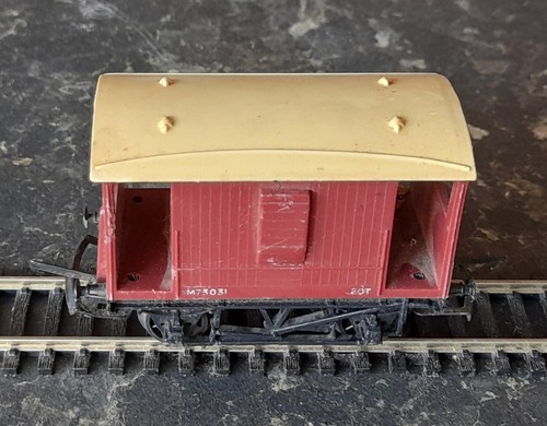 Triang r16 20t - 20t, van
