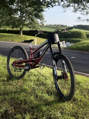 Tues pro edition - yt, downhill
