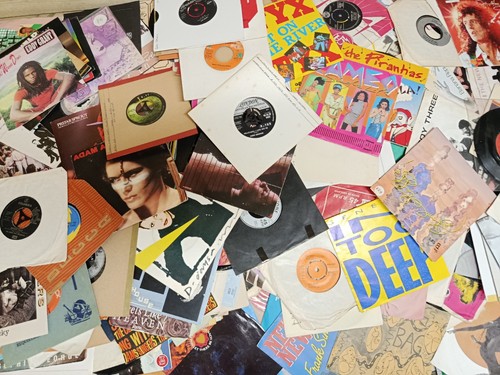Vinyl records singles - 20, 7"
