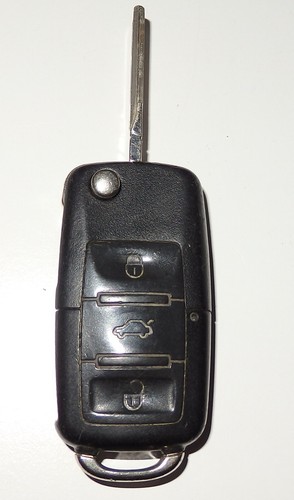 Genuine volkswagen button - volkswagen,