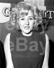 Liz Fraser   10x8 Photo