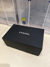 CHANEL Empty Box Medium Size -