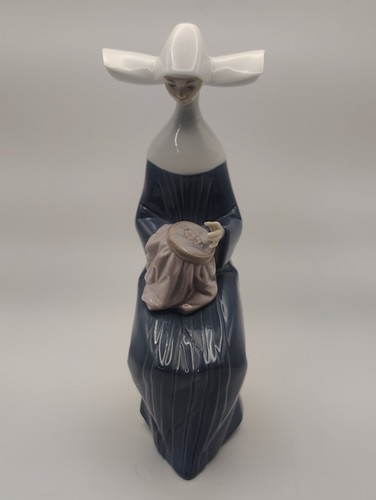 Vintage retired lladro time - retired, to
