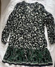 Zara  pretty Floral Pattern