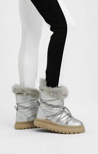 Steve Madden Womens Silver