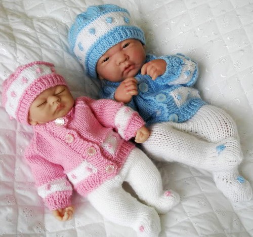 Dolls clothes knitting - dolls,