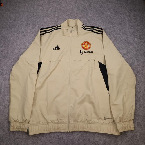 Manchester united tracksuit - manchester,