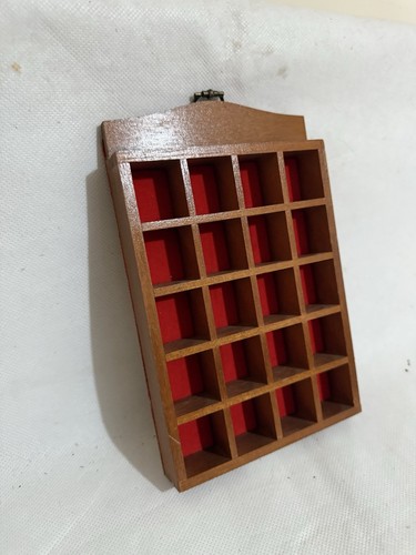 Thimble display case - thimble,