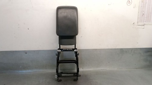 8k0864283 5529324 center seat - 5529324,