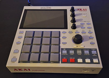 Akai mpc one standalone - one, music