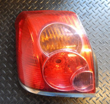 GENUINE 03-06 TOYOTA AVENSIS 5 DOOR HATCHBACK NS LEFT PASSENGER SIDE REAR LIGHT