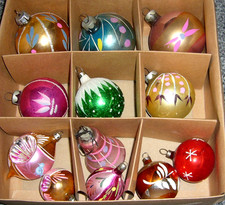 12 mixed vintage Christmas Tree Glass Baubles Ornament Decorations inc 2 concave