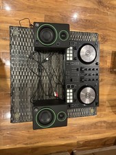Traktor Kontrol S2 MK3 DJ Controller with Speakers