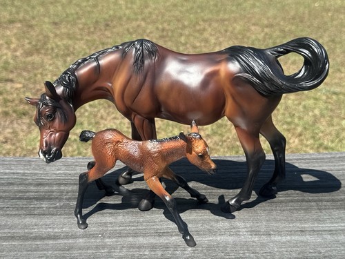 Breyer mariposa and - mariposa,