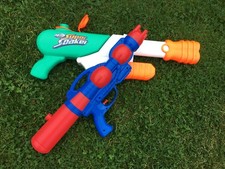 Water pistols - set of two