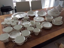 Mayfair Vintage Floral Bone China Dinner 70 Pc Set Staffordshire England