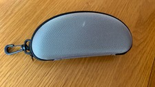 GREY SUNGLASSES CASE WHICH CAN