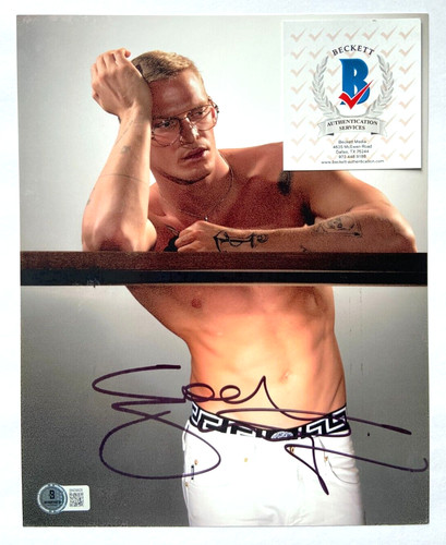 Cody simpson signed 8x10 - simpson,