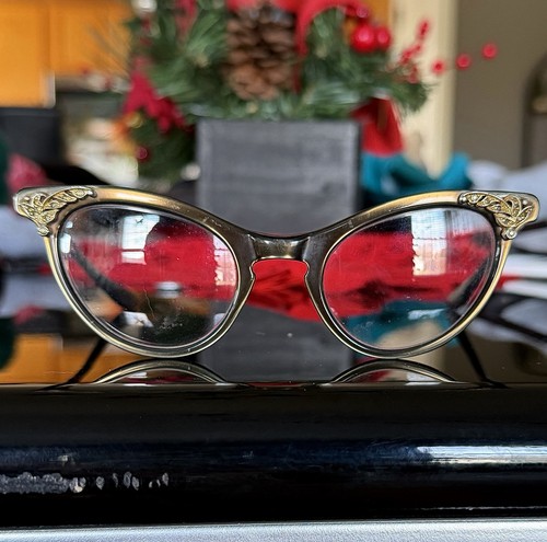 Vintage mid century - century, 50’s