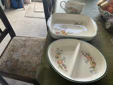 Vintage Cloverleaf Peaches
