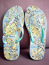 GREEN PRIMARK FLIP FLOPS BEACH