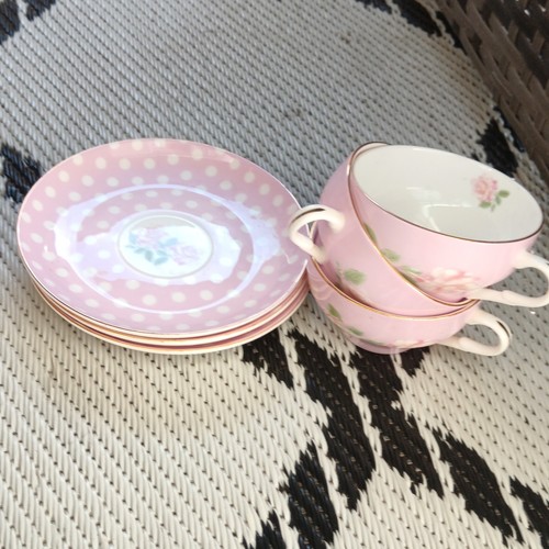 Andrea sadek bone china - by,