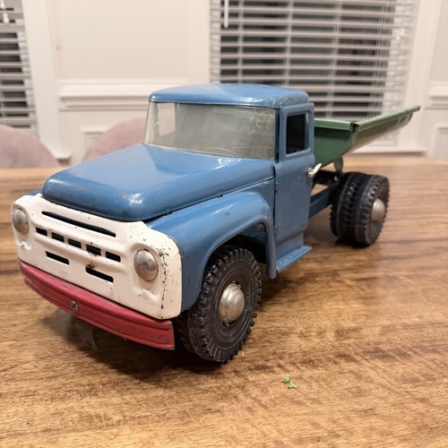 Vintage zil 130 toy - vintage,