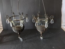PAIR OF HANGING WIRE BASKET