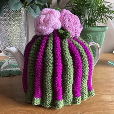 TEA COSY, Hand Knit, (Large