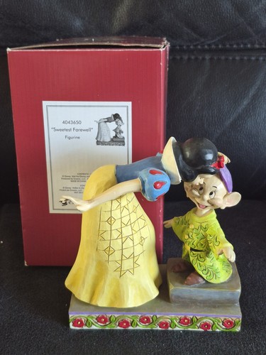 Walt disney showcase enesco - walt,