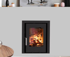 BLACK CASSETTE WOOD BURNER