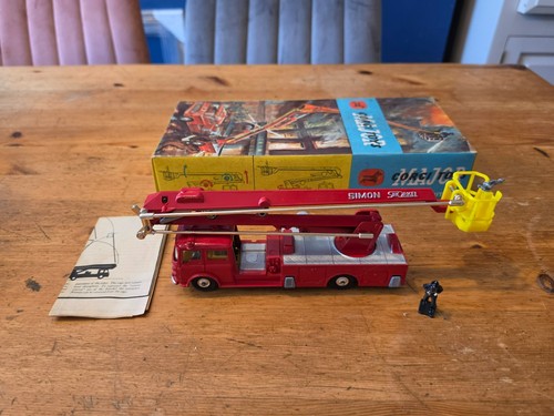 Simon snorkel fire engine - snorkel,