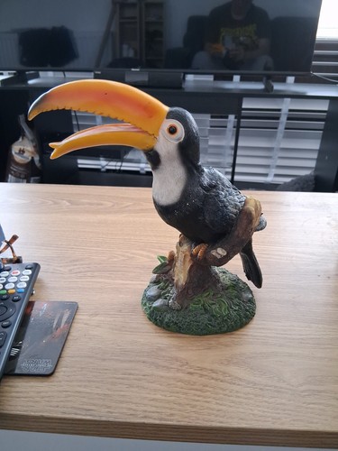 Resin lifelike toucan - resin, bird