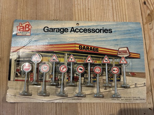 Barton toys garage - toys,