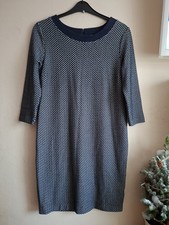 Dickins & Jones Black White