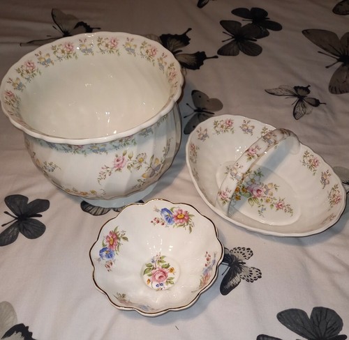Chelson china pieces - 3,