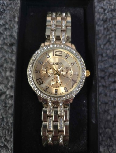 Ladies gold diamanté - diamanté, watch