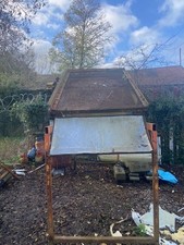 Soil screener powered