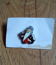 Vintage Metal William Youngers