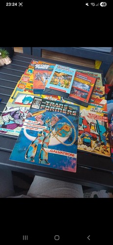 Transformers comics and vhs - comics,