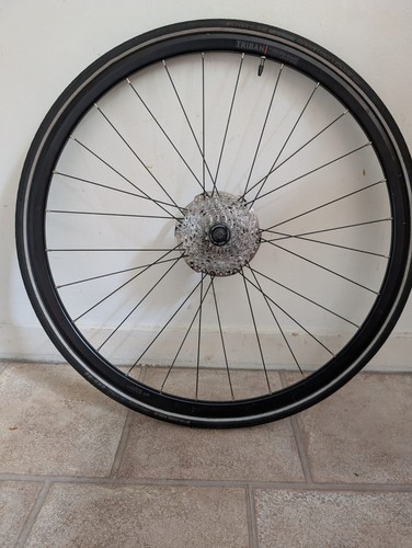 Triban tubeless ready rear - tubeless,